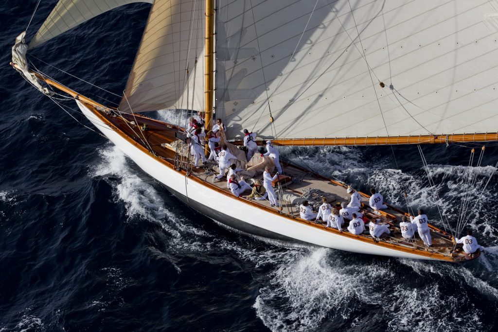 Tuiga from the helicopter